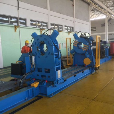 hydraulic bucking unit for oil drilling